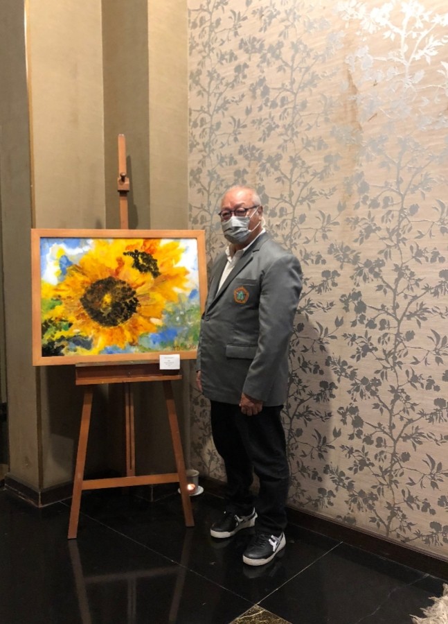 Rektor Universitas Moestopo Gelar Pameran Lukisan