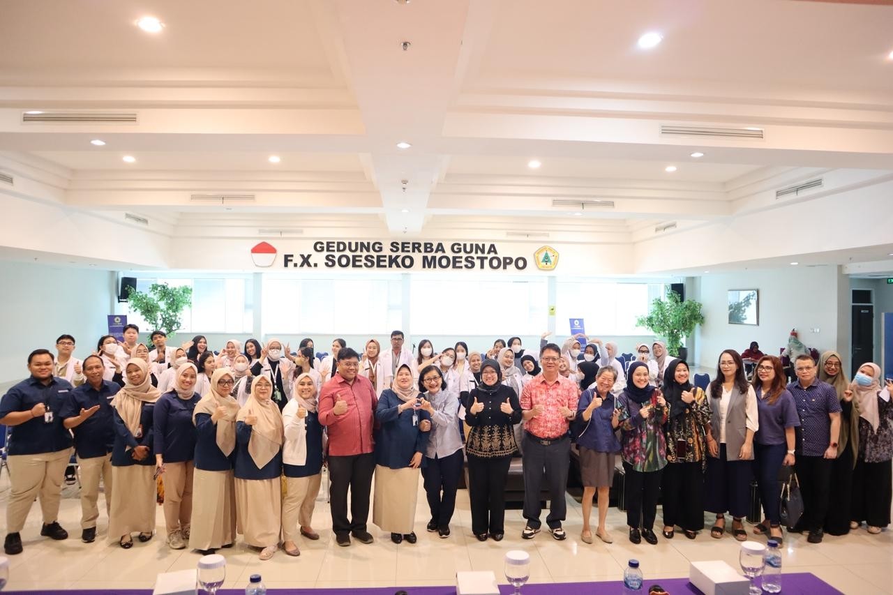 Kuliah Umum FKG Universitas Moestopo: Pentingnya Jaminan Sosial Kesehatan untuk Masyarakat